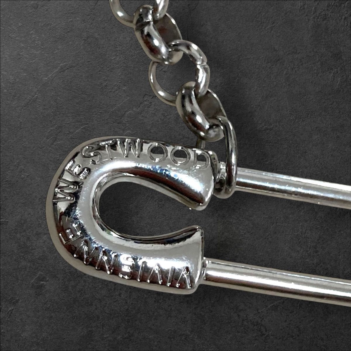 Vivienne Westwood 安全ピンモチーフ ネックレス シルバー｜Yahoo