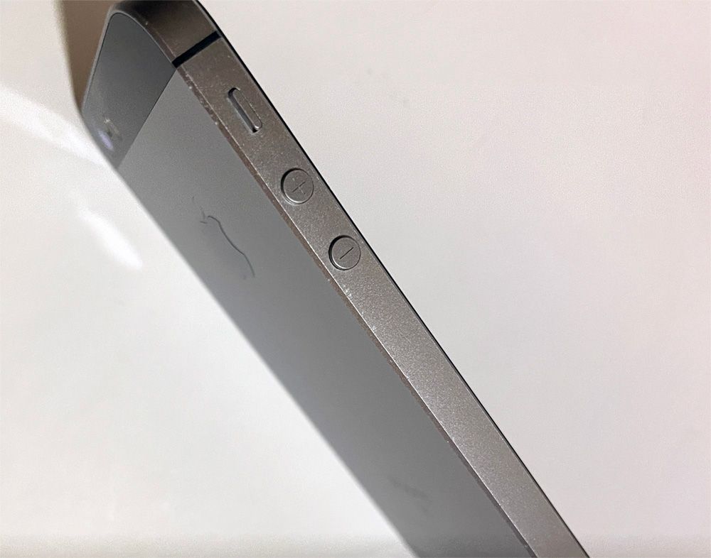 iPhone SE 第1世代 16GB スペースグレイ 本体のみ｜Yahoo!フリマ（旧