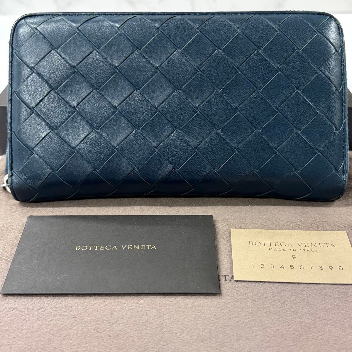 新品同様 現行 ボッテガヴェネタ BOTTEGAVENETA 財布 長財布 イントレ