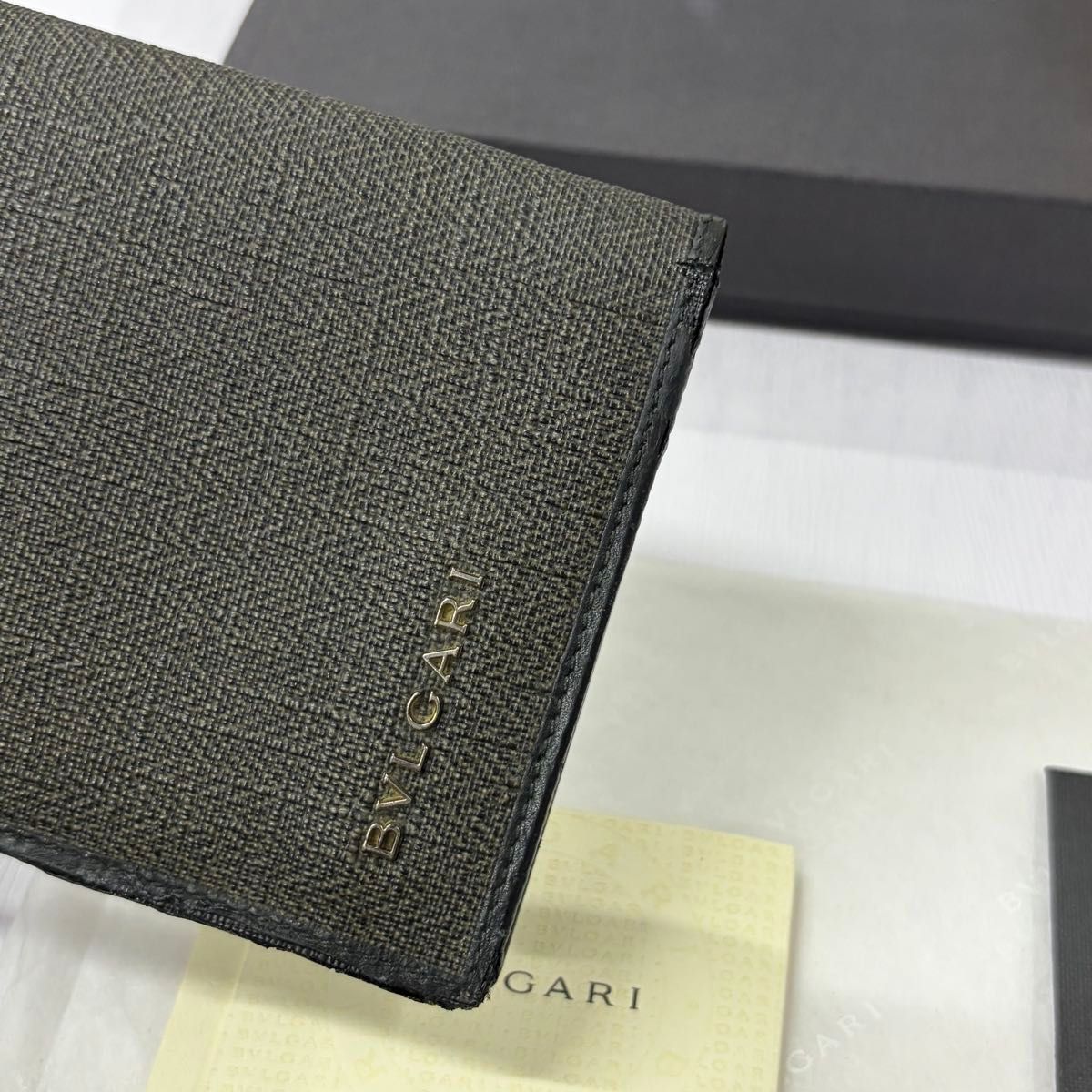 新品同様 ブルガリ BVLGARI 財布 二つ折り 長財布 ウィークエンド