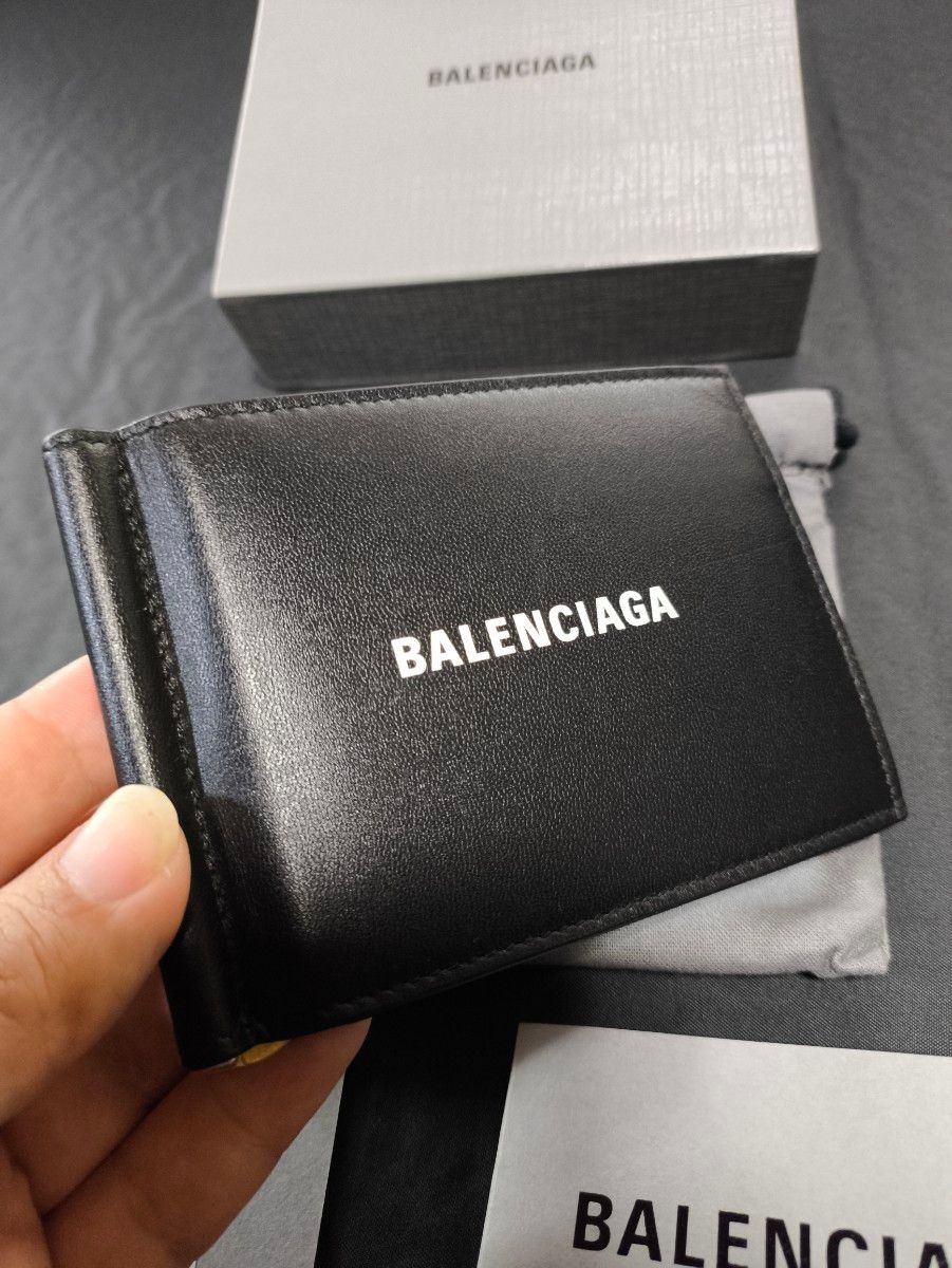 美品】正規品 BALENCIAGA バレンシアガ マネークリップ 二つ折り財布