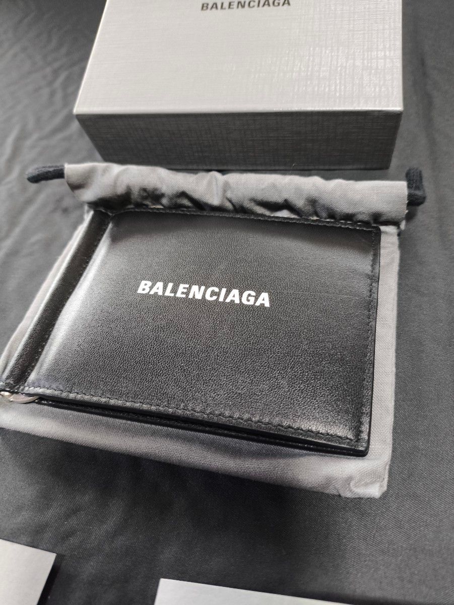 美品】正規品 BALENCIAGA バレンシアガ マネークリップ 二つ折り財布