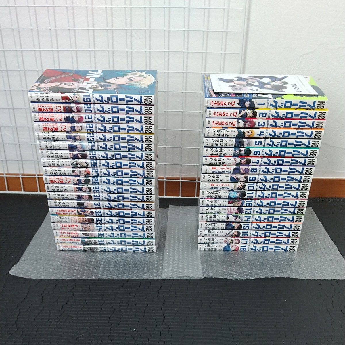 ブルーロック1~37巻全巻セット｜Yahoo!フリマ（旧PayPayフリマ）