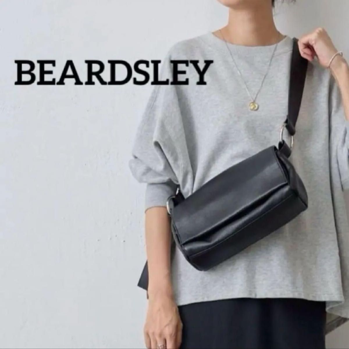 新品未使用 入手困難 大人気】BEARDSLEY レザーボディバッグ