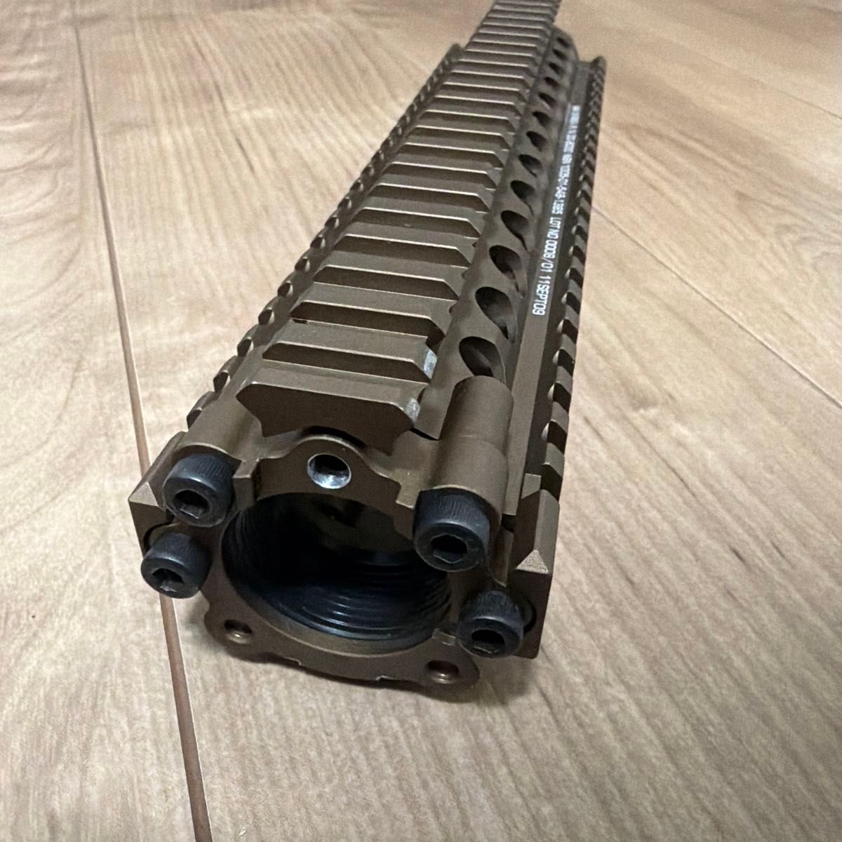 Madbull DANIEL DEFENSE ハンドガード MK18 RIS2 FDE 9 5インチ｜Yahoo