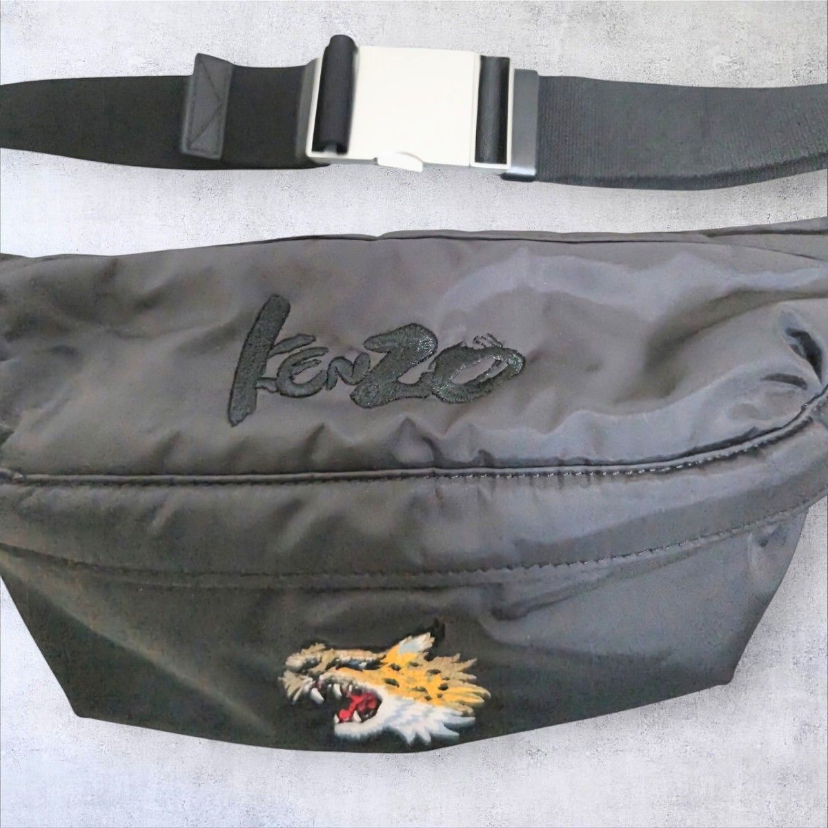 KENZO ケンゾー タイガー ウエストポーチ ボディバッグ ブラック 山本