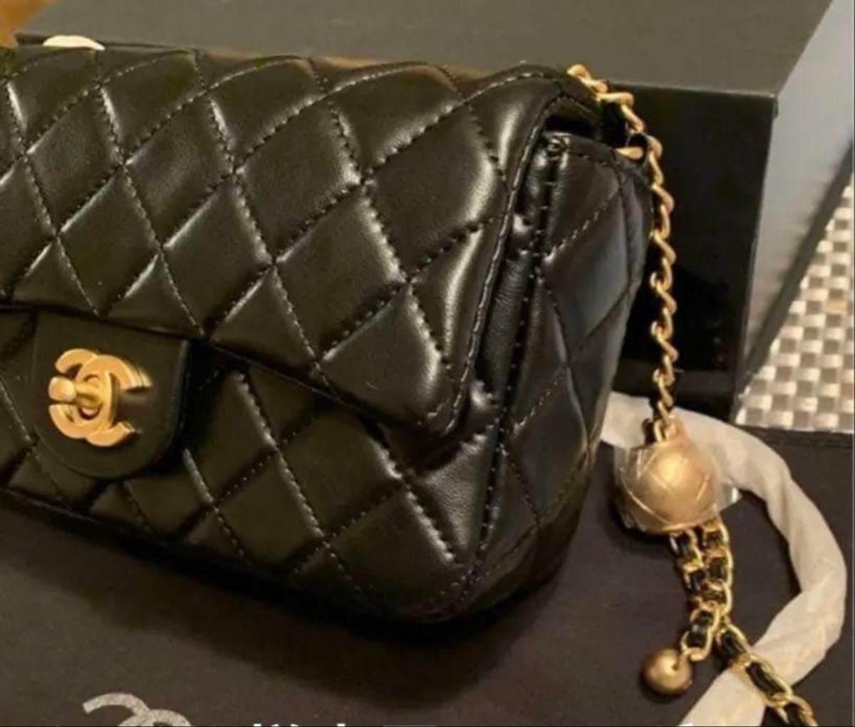 CHANEL シャネル ブラック ショルダーバッグ ノベルティ マトラッセ