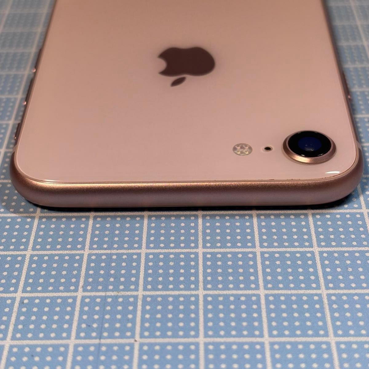 iPhone 8 64GB ゴールド A1906 ロックOFF｜Yahoo!フリマ（旧PayPayフリマ）