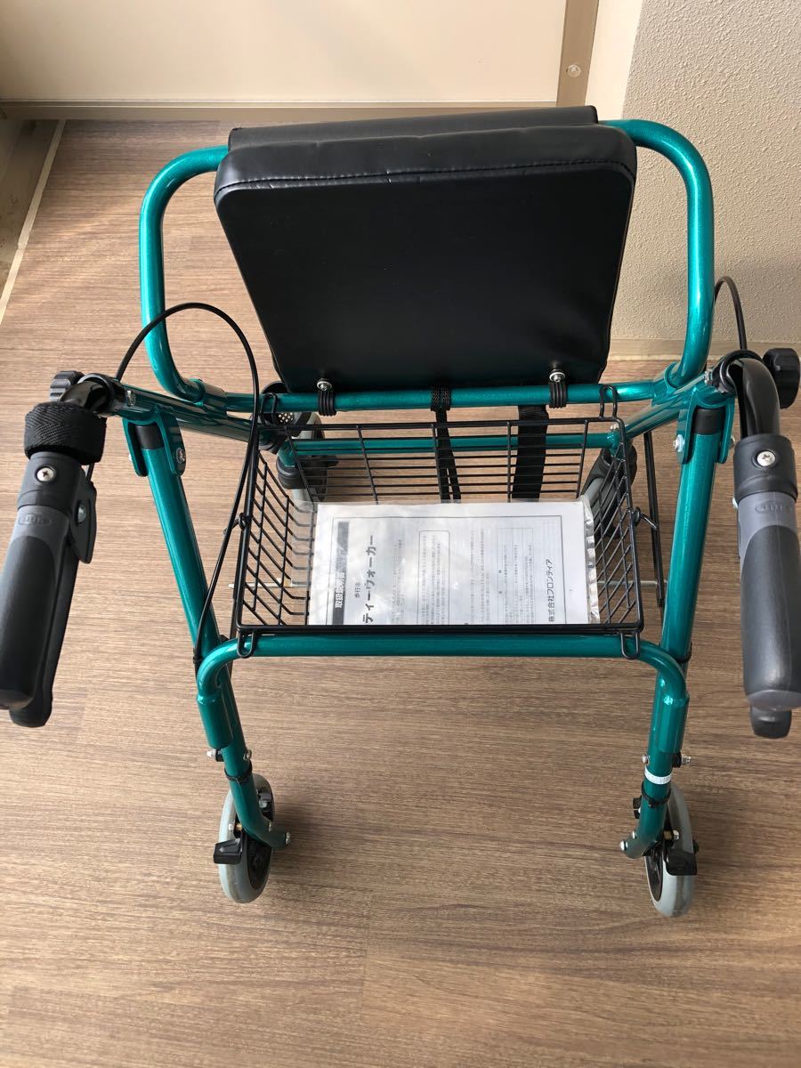 リハビリ等の歩行補助器具です 定番のハーティーウォーカーです｜Yahoo
