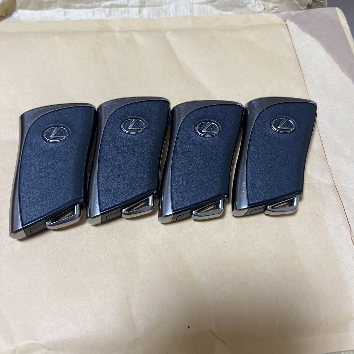 送料無料 レクサス純正スマートキー &カードキーLS500h LC500h現行