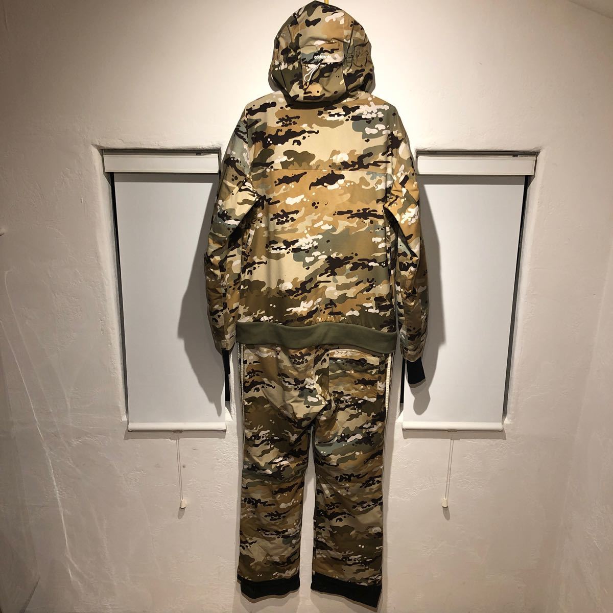 国母和宏モデル adidas Originals スノーボードウエア つなぎ 迷彩