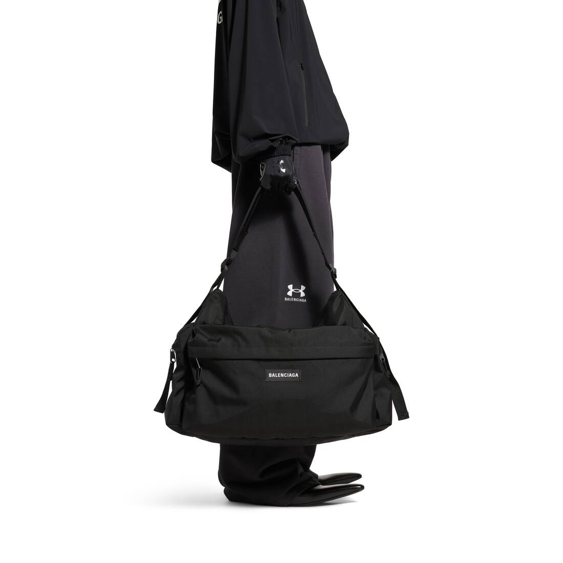 Men's Explorer Multipocket Weekender Medium in Black | Balenciaga US
