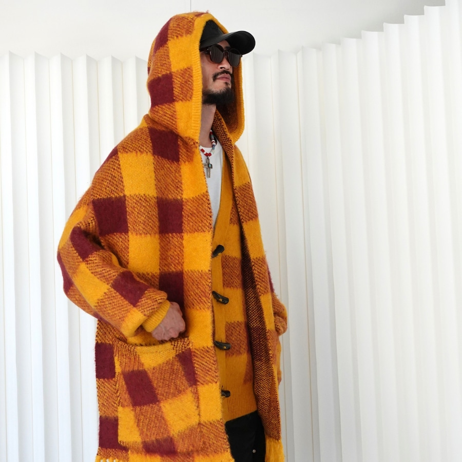 残り2点|Moist Hoodie Poncho/Red | AMBERGLEAM