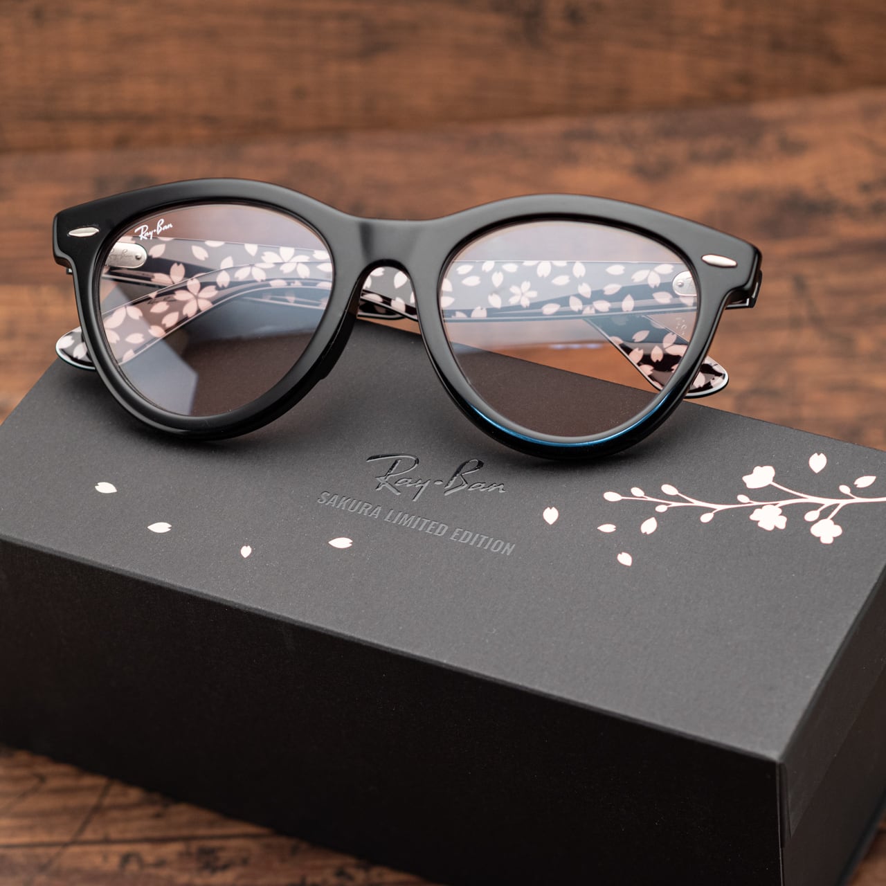 レイバン WAYFARER WAY SAKURA LIMITED EDITION サングラスバージョン