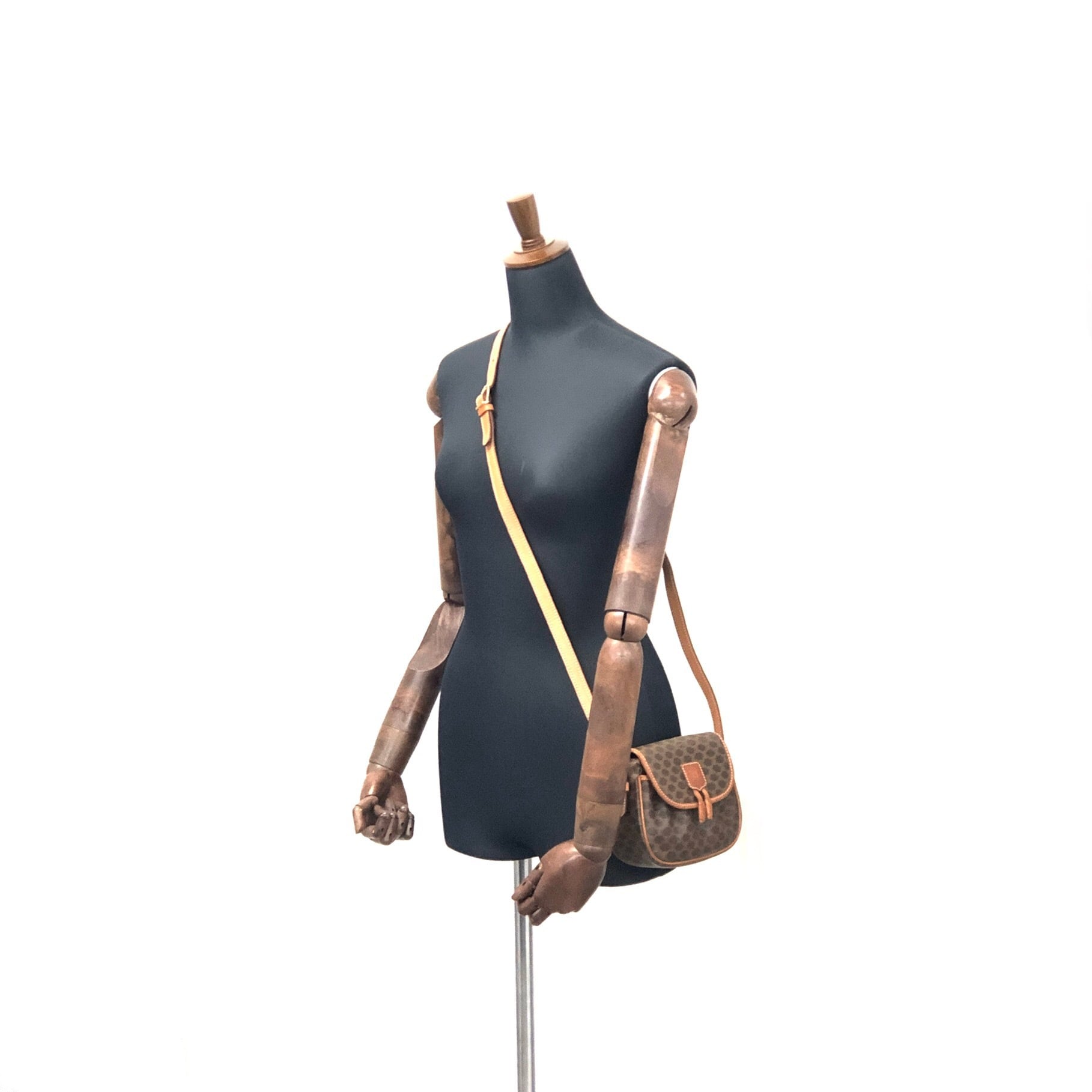 CELINE セリーヌ マカダム ブラゾン型押し タッセル ミニバッグ