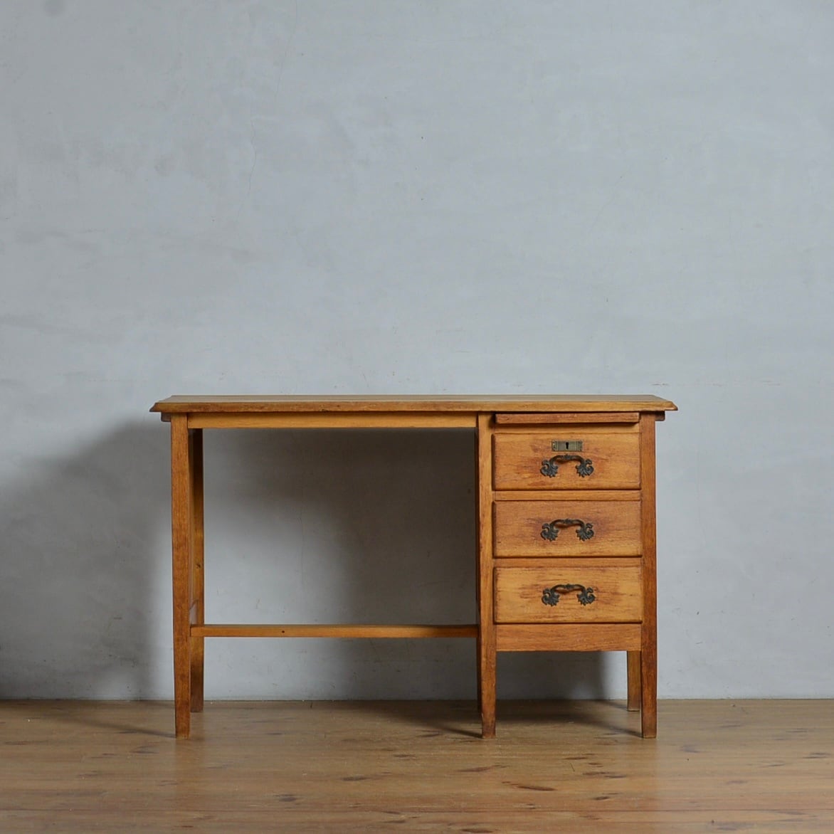 Desk / デスク 〈ワークテーブル・机・書斎・店舗什器・アンティーク