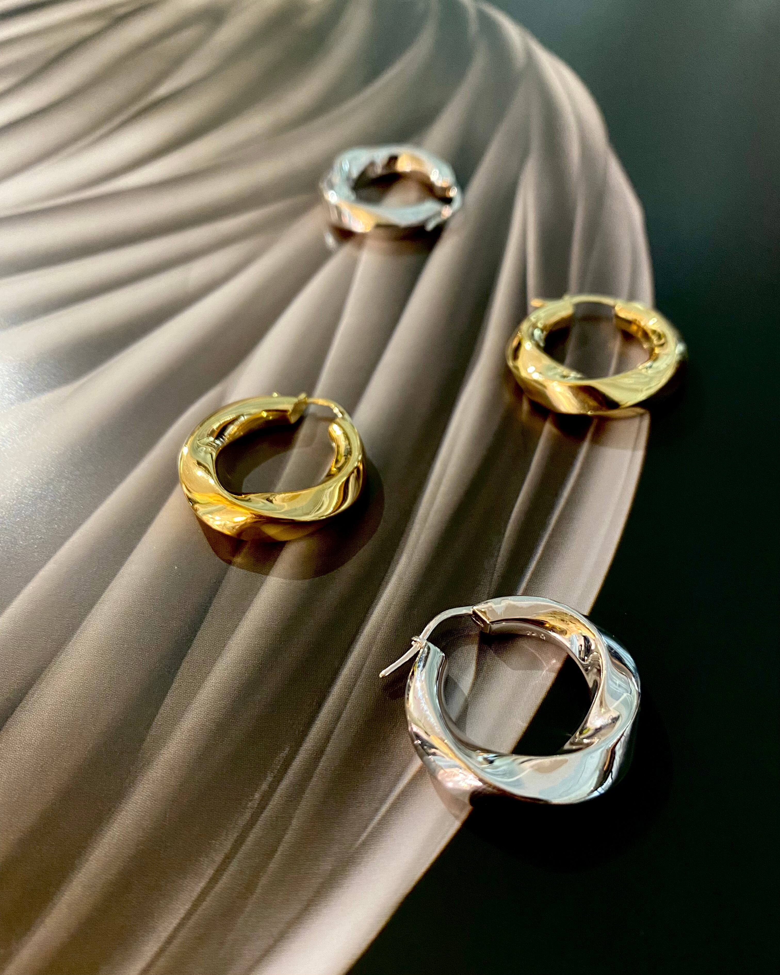TOMWOOD / Infinity Hoops gold ピアス | LA VILLA ROUGE