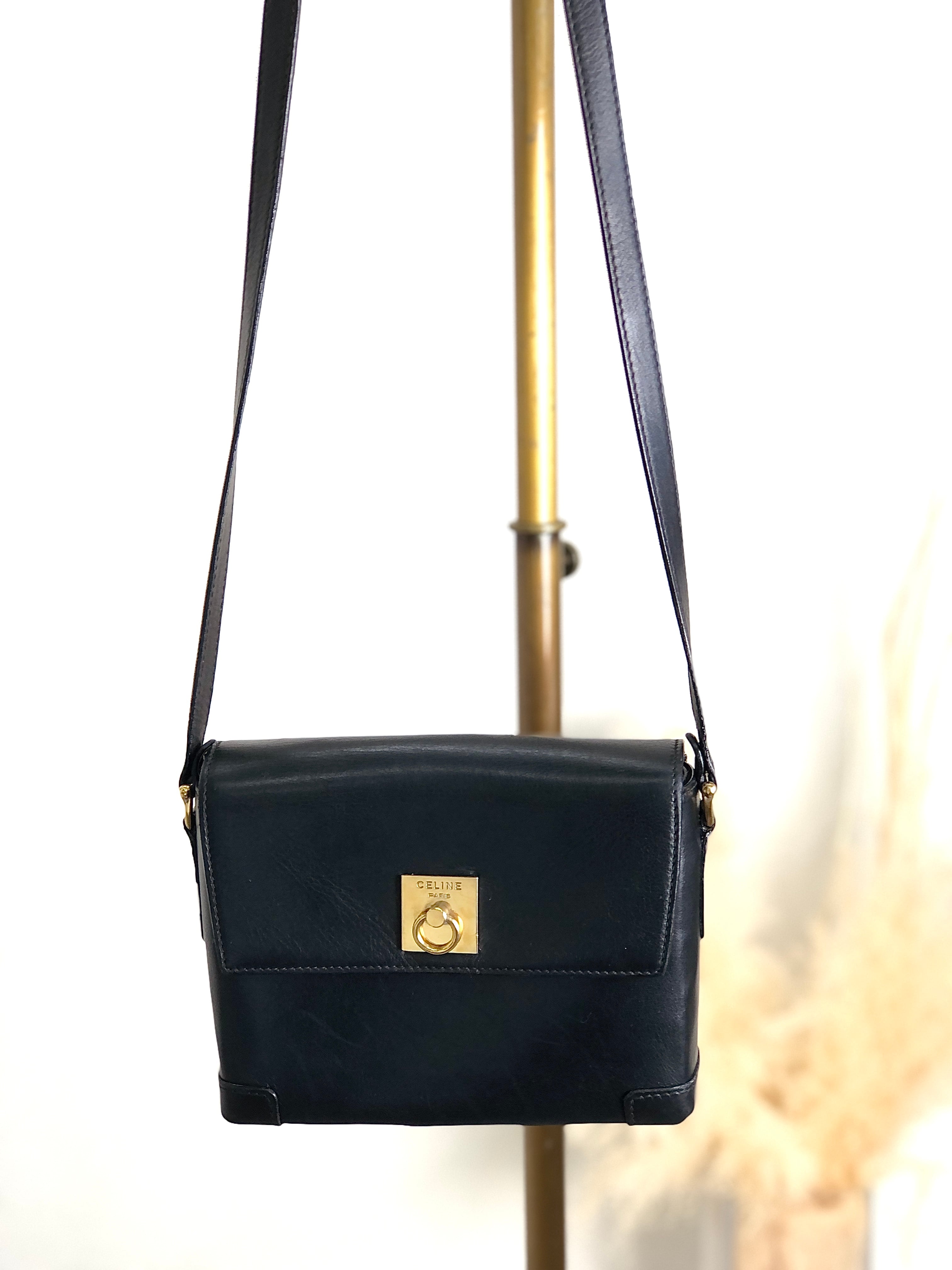 CELINE セリーヌ ショルダーバッグ ブラック ガンチーニ レザー