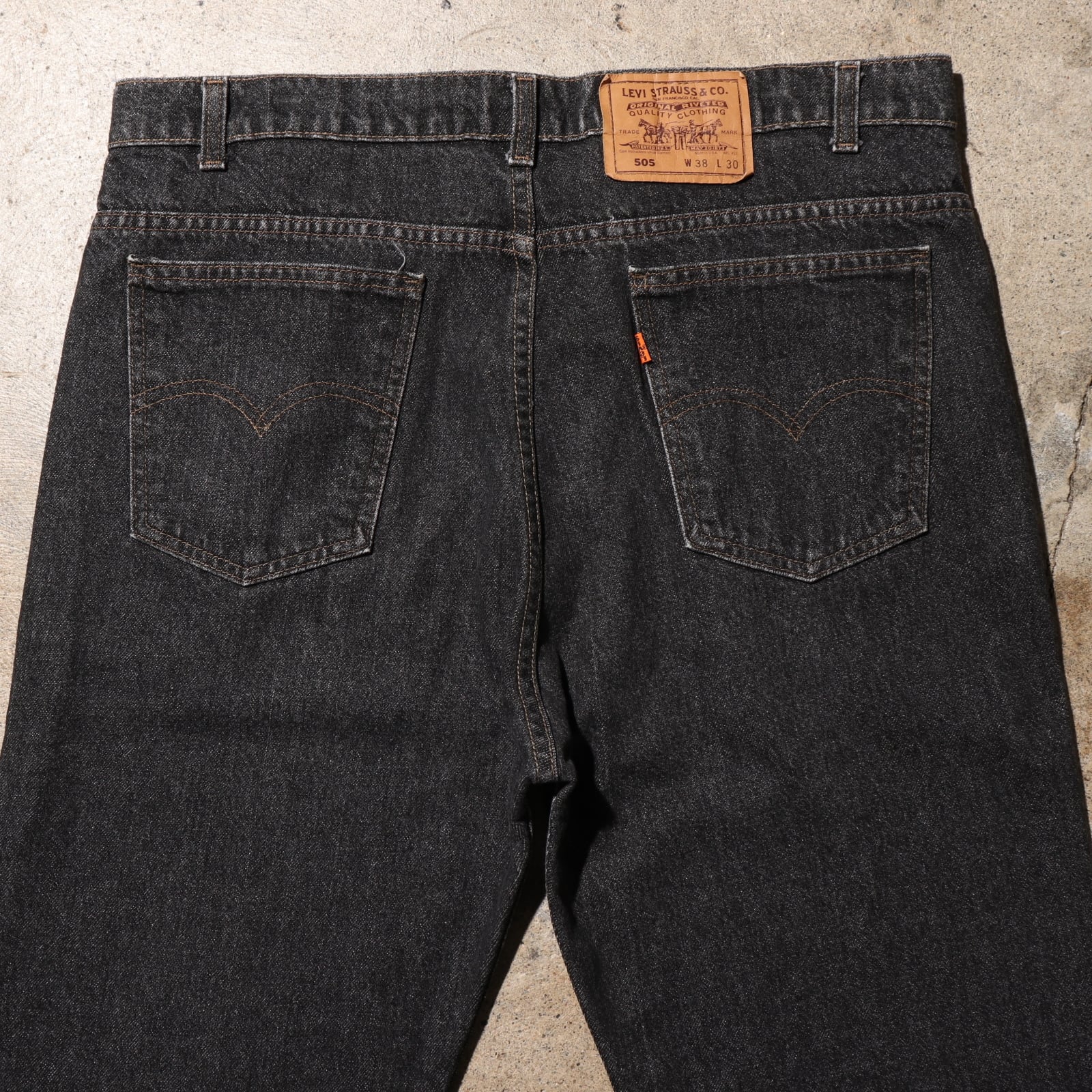 極美品 38×30 Levi's 505 USA 先染め黒 ブラックデニムパンツ オレンジ