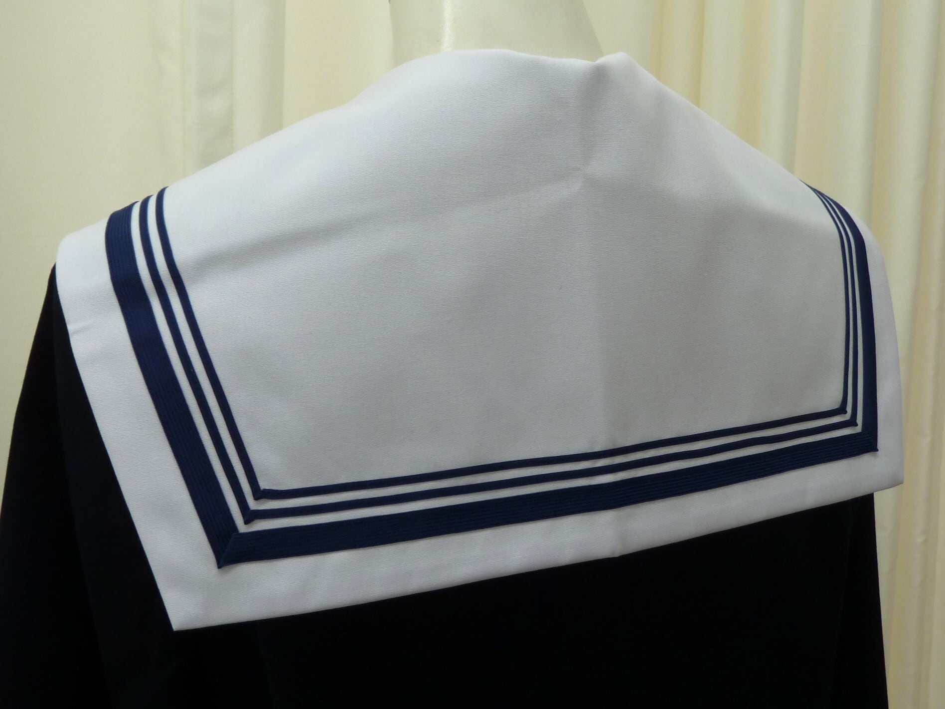 旧タイプ 紺色セーラー服（上着のみ） 白三本線 衿カバーサービス