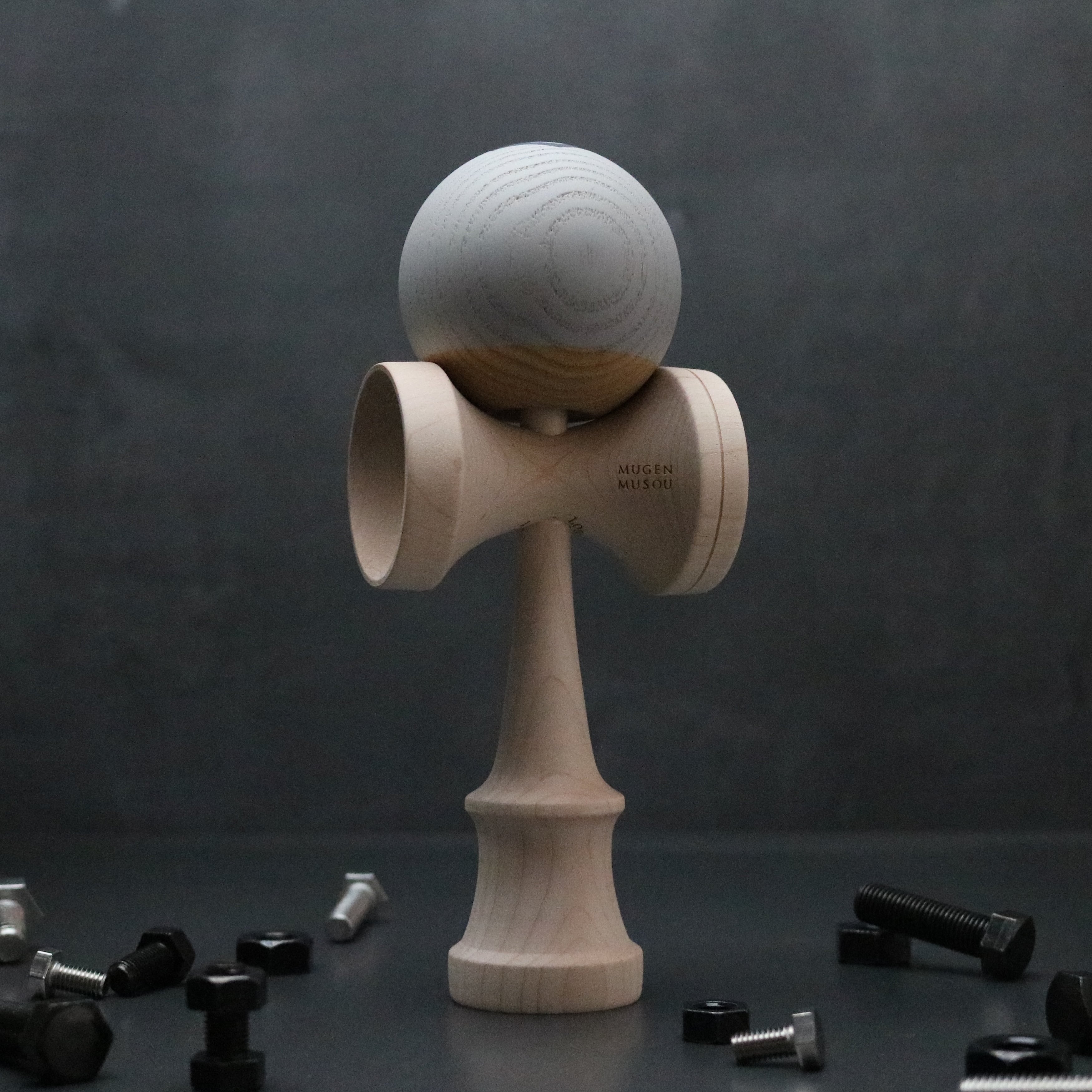 SOLD OUT☆けん玉☆Rounded Finish玉☆MUGEN MUSOU☆LEAD-Silver Gray