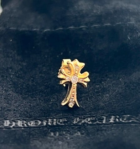 CHROME HEARTS クロムハーツ 22K CHクロス スタッド ピアス with