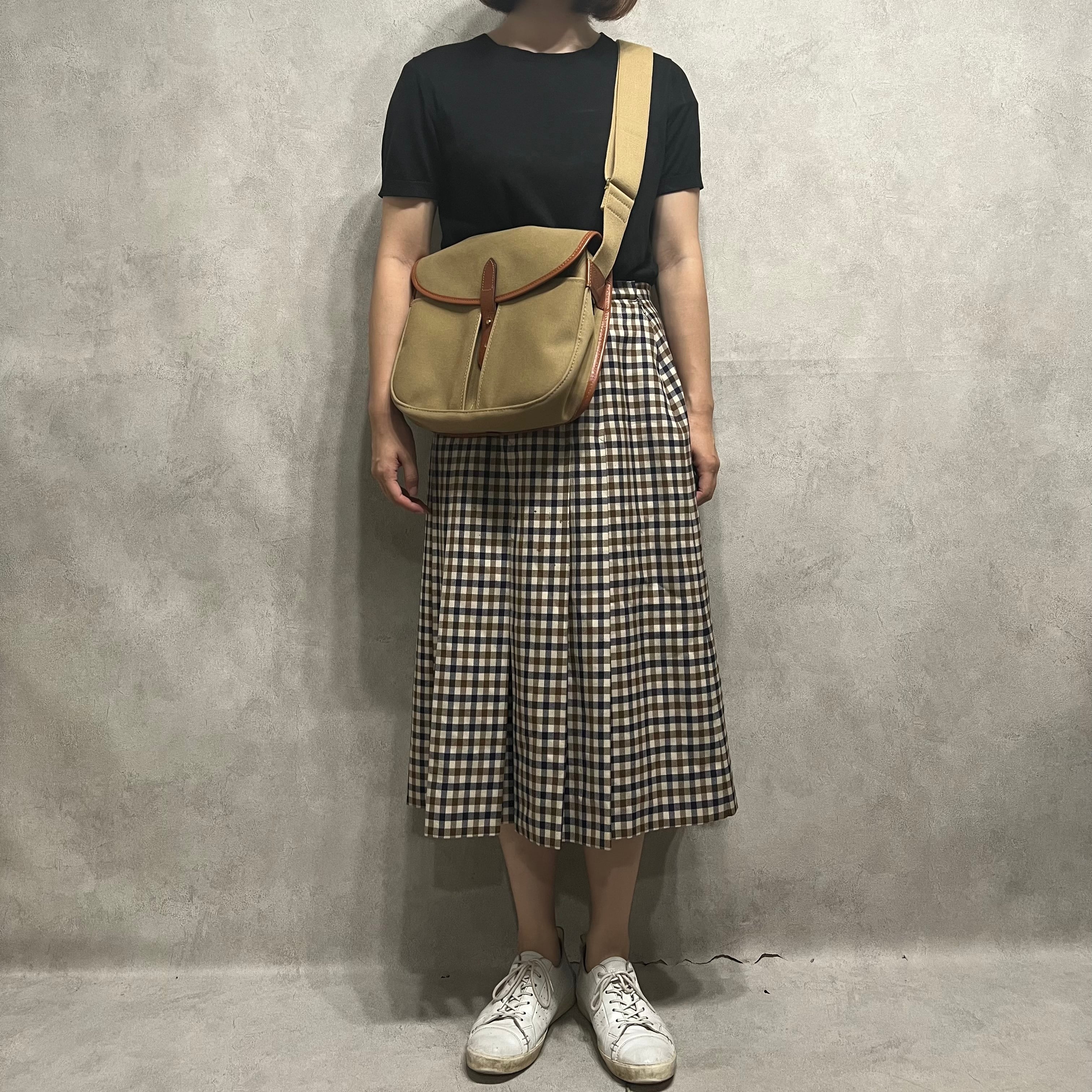 Aquascutum プリーツチェックロングスカート ベージュ アクアスキュー
