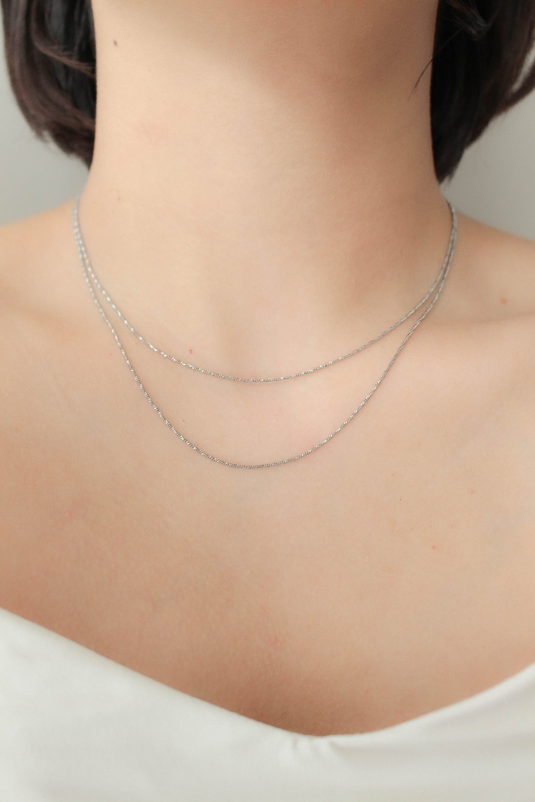0.9mm Glitter Necklace | 金属アレルギー対応のアクセサリー ebine