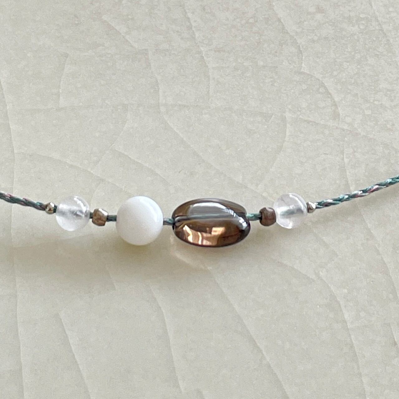 白珊瑚/天然石/手織り絹糸/ネックレス/カレンシルバー | ChocoRal Jewelry