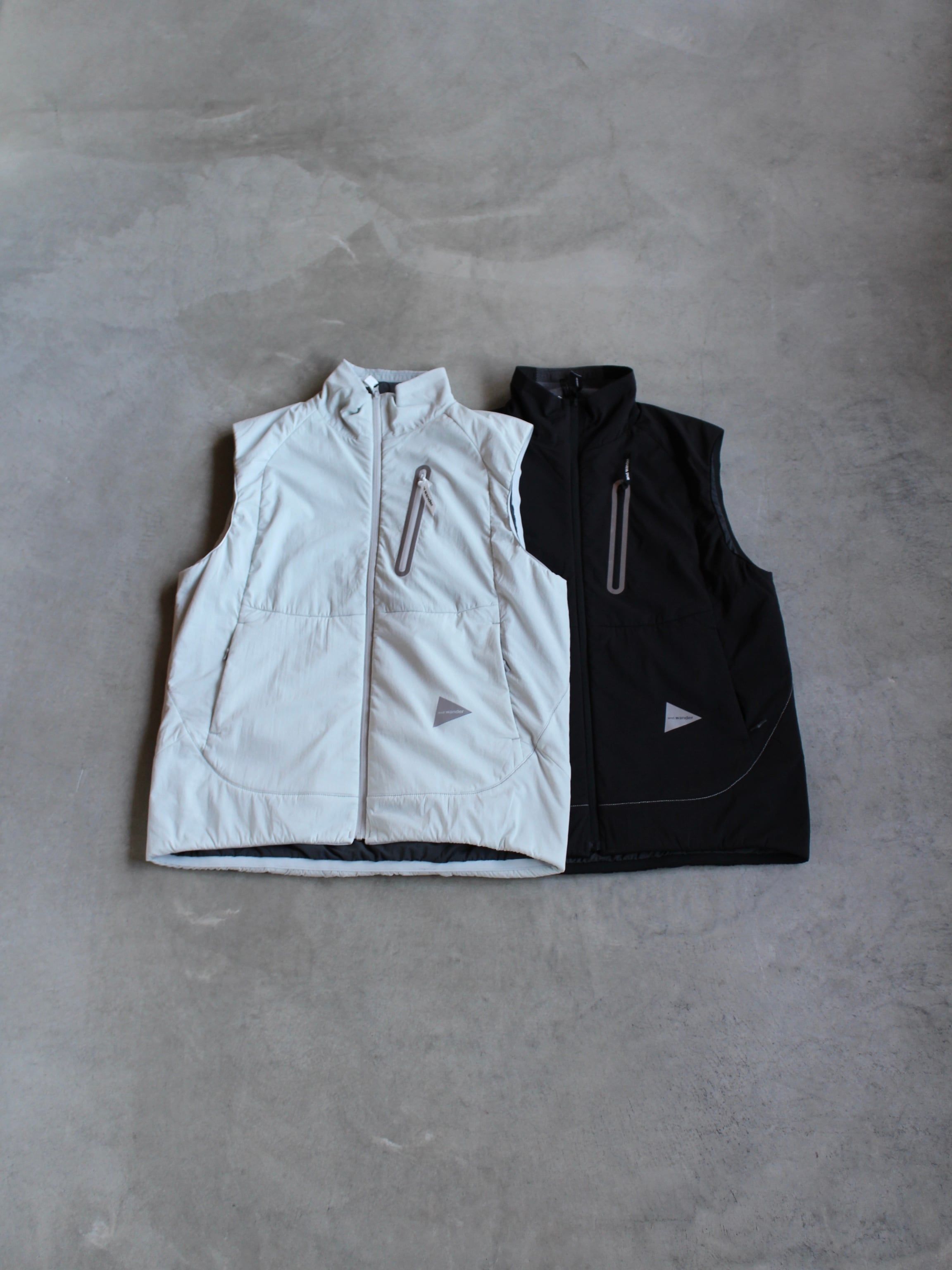 and wander アンドワンダー【alpha AIR vest】 | LARGE LAB TOWN