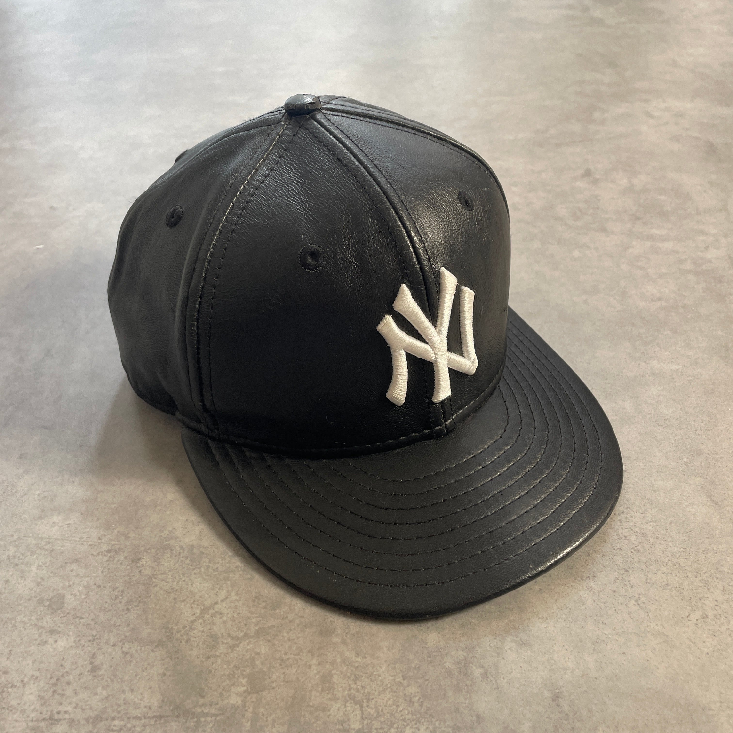希少 00s NEWERA YANKEES ヤンキース レザー キャップ 黒 | Pay ID