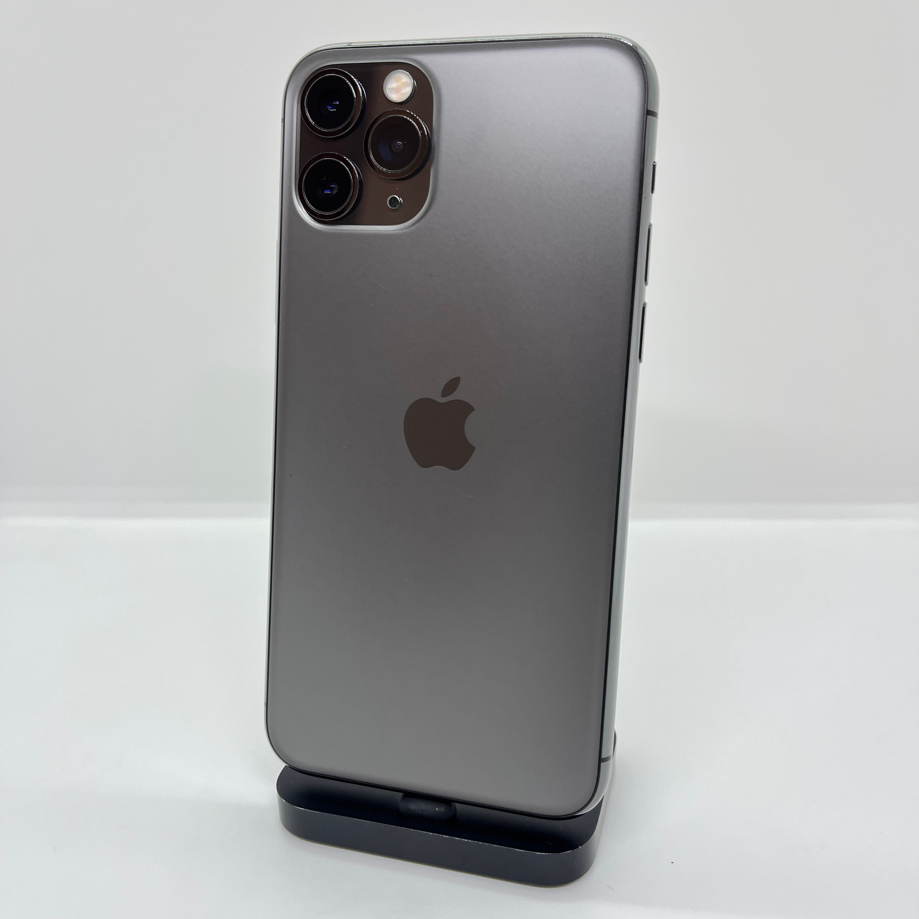 バッテリー最大容量100％】iPhone11Pro 64GB スペースグレイ【SIM
