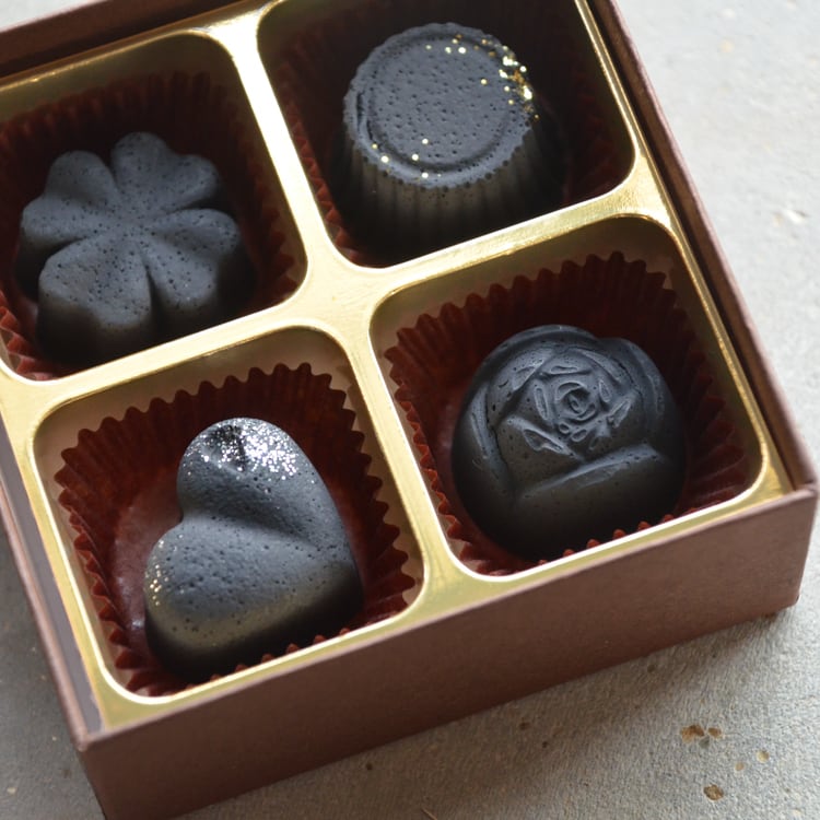 炭のチョコラ 4個入り | KinoKoto ONLINE SHOP