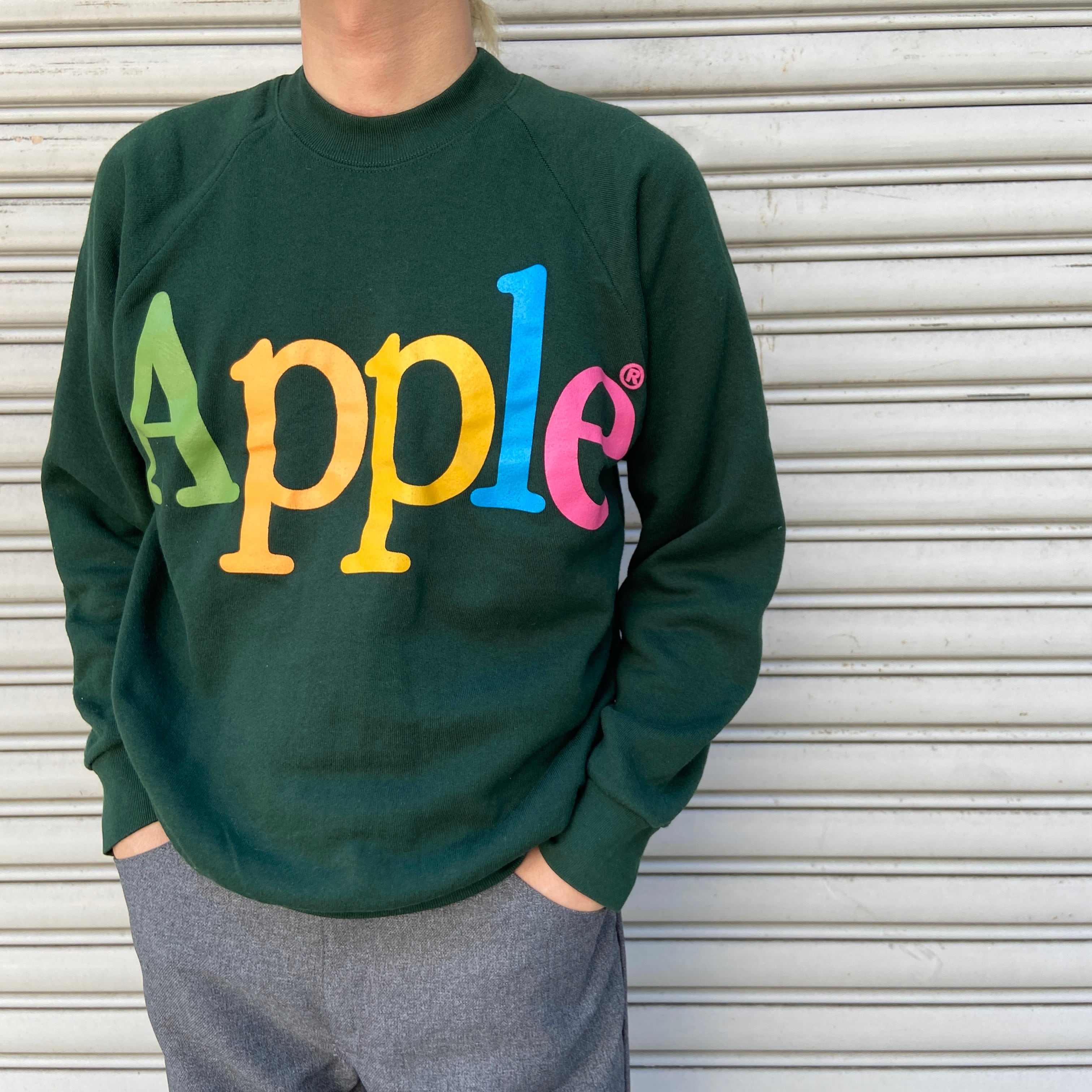 美品 80s USA アップル ビッグロゴスウェット 企業ロゴ 緑 M | 古着屋 Uan