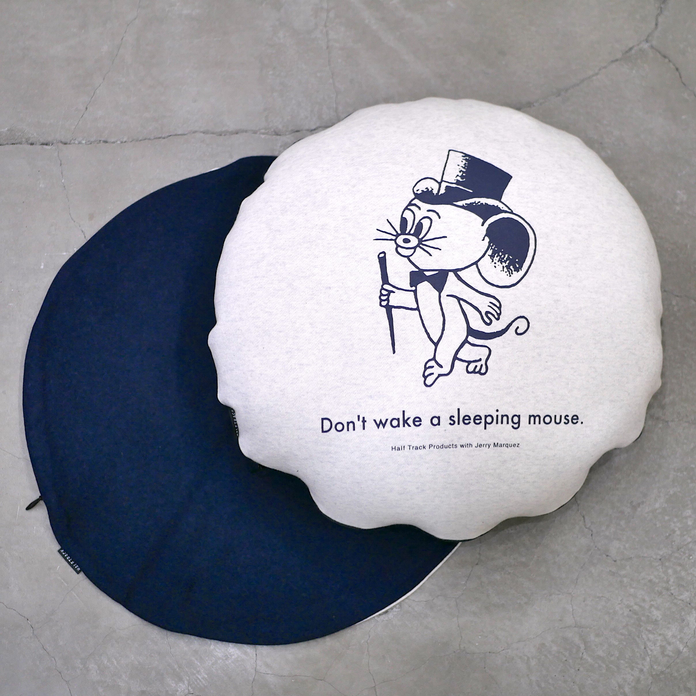 HALFTRACK PRODUCTS / NONSLEEP CUSHION 50 | st. valley house