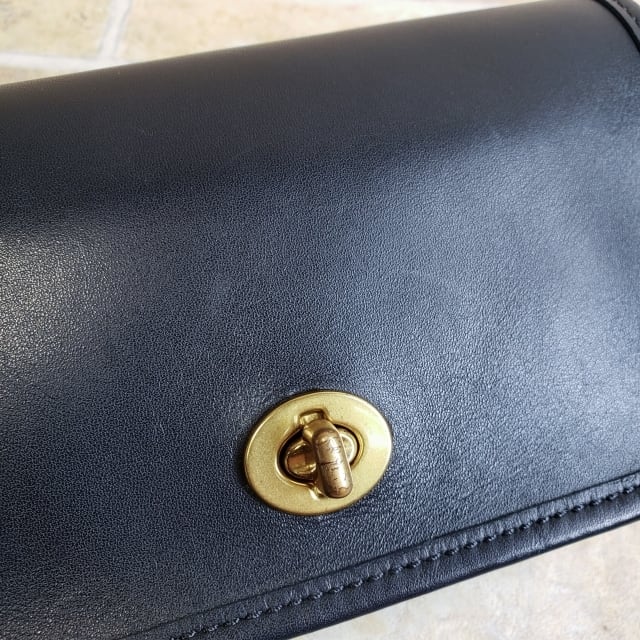 コーチ COACH ☆ ターンロック 復刻 クラシックコレクション レザー