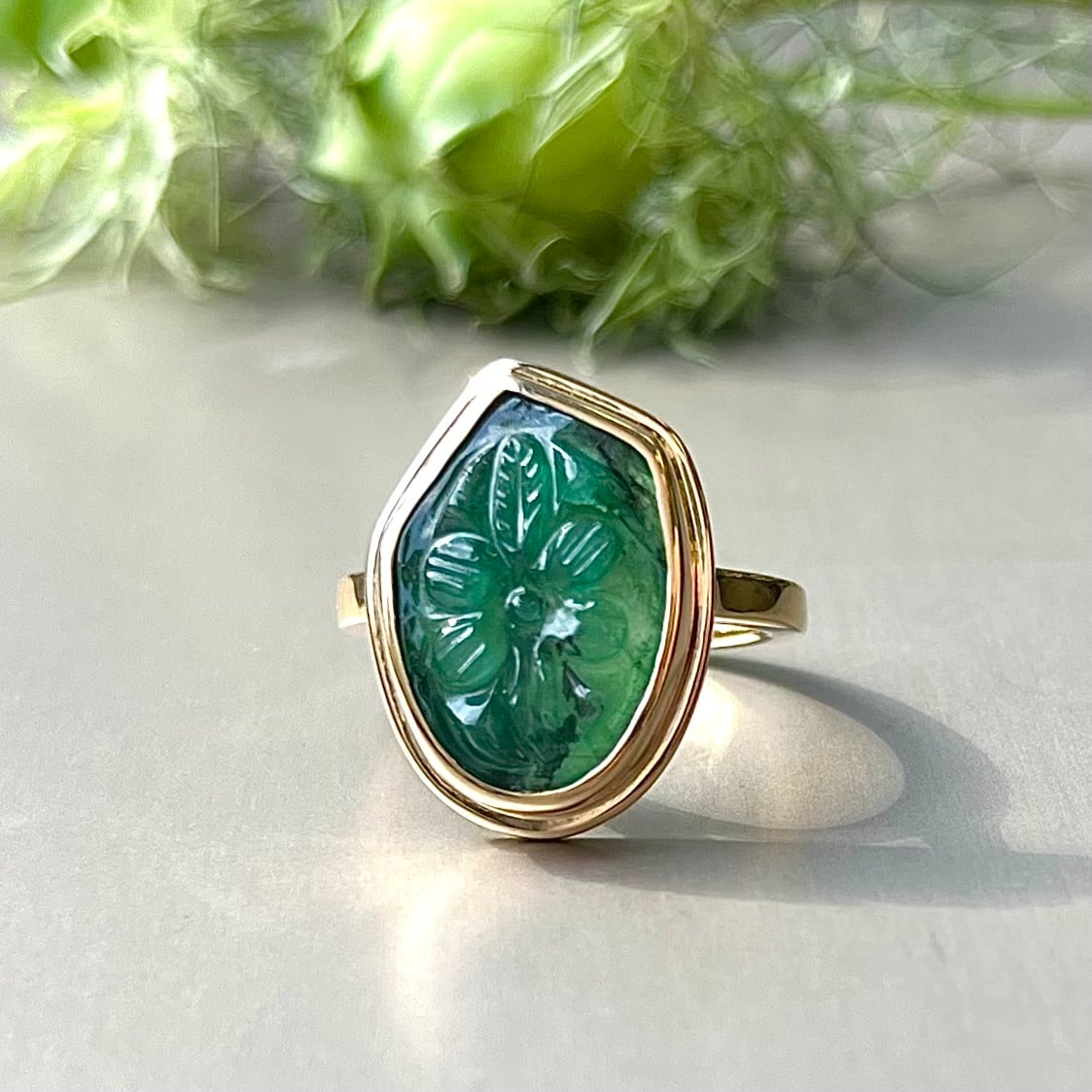 a flower］エメラルド×K18YG リング | Shining Baby jewelry