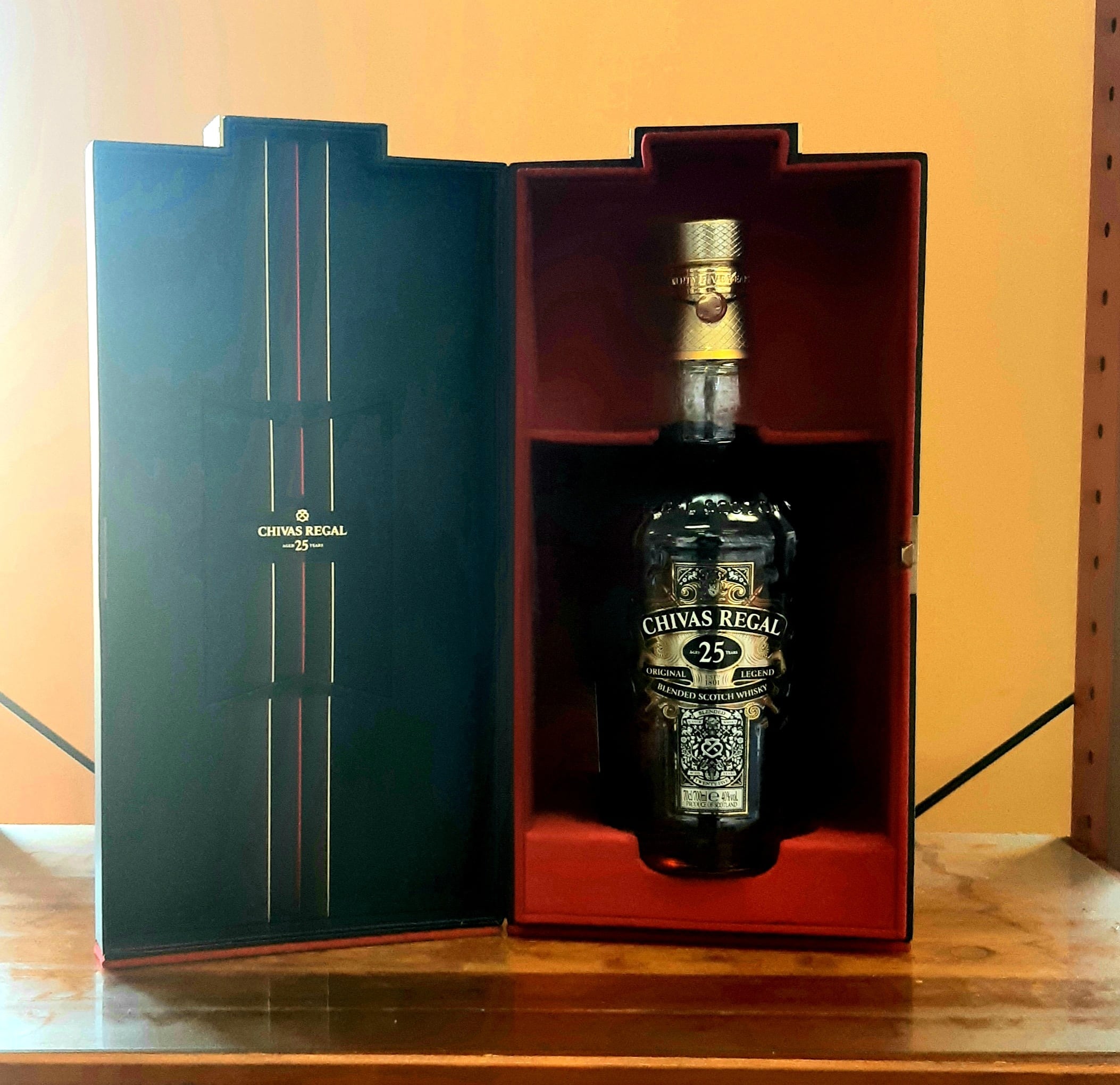 シーバスリーガル25年 40° 700ml | 株式会社古川商店