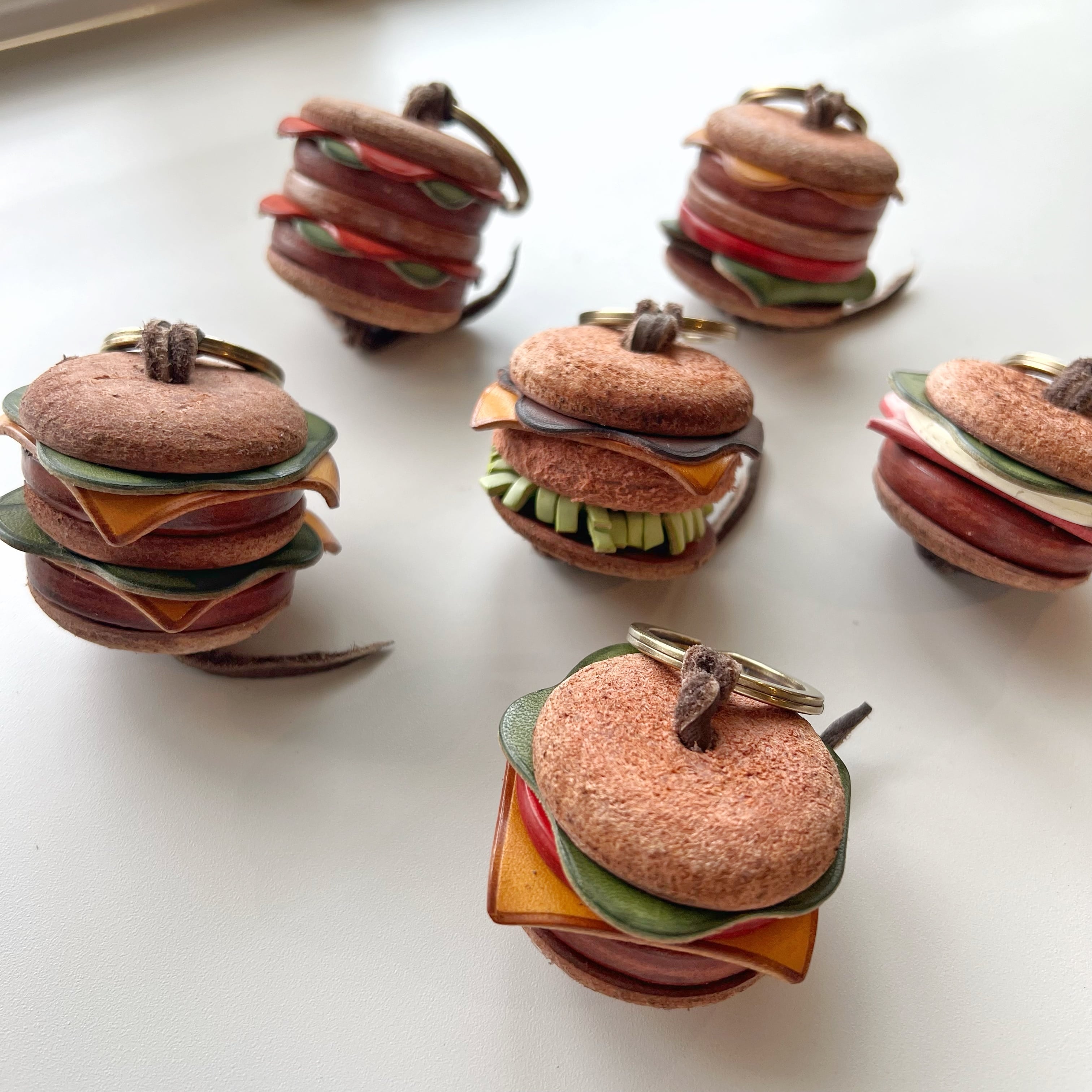 抽選販売】”SimcoroBurger“ SIM's Burger レザーバーガー | Sim's