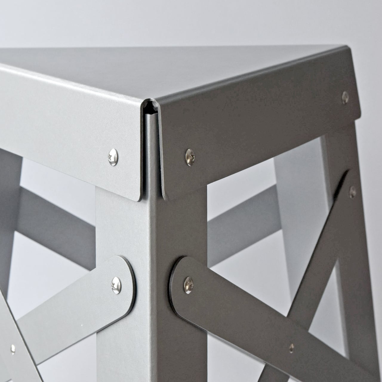 eiffel silver grey | shigeki fujishiro design