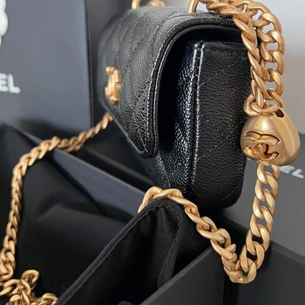2024年 新作商品 【23P☆】CHANEL ミニ チェーンウォレット ヴァニティ