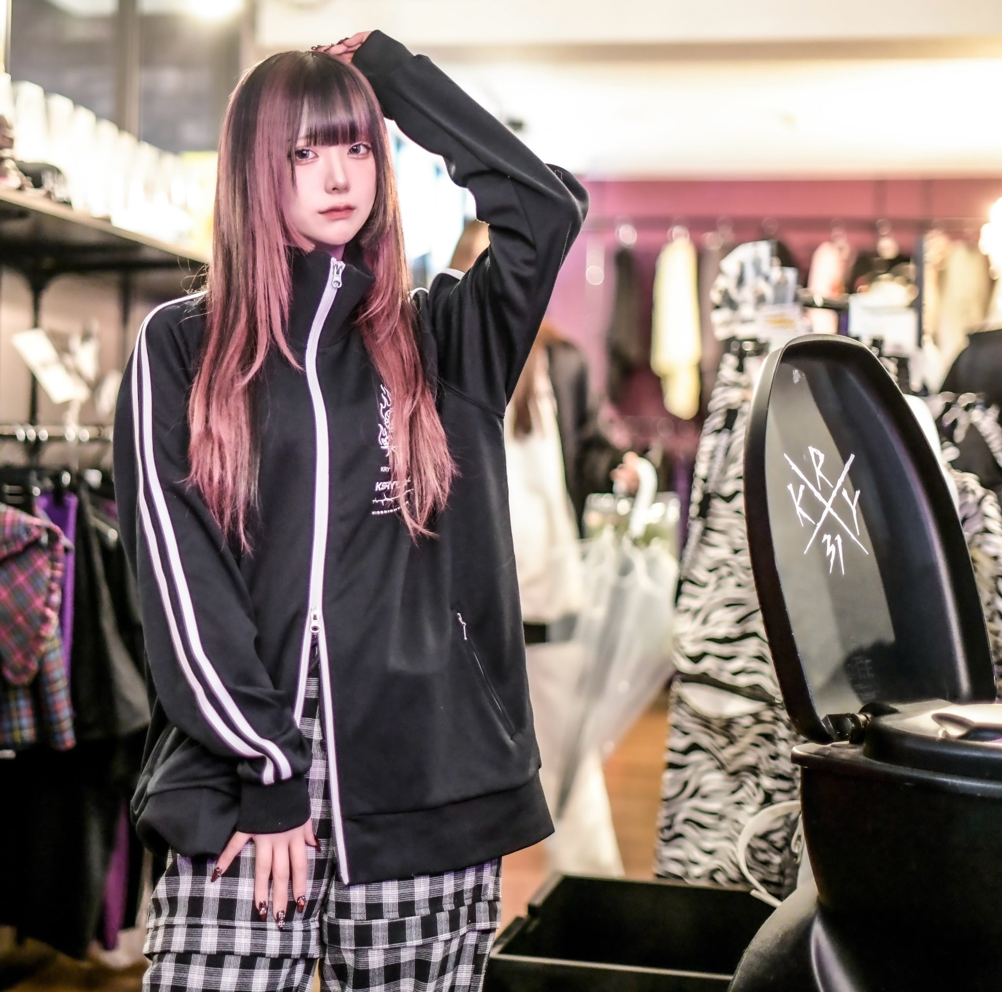 更に深く沈んでく」ジャージ | KRY clothing