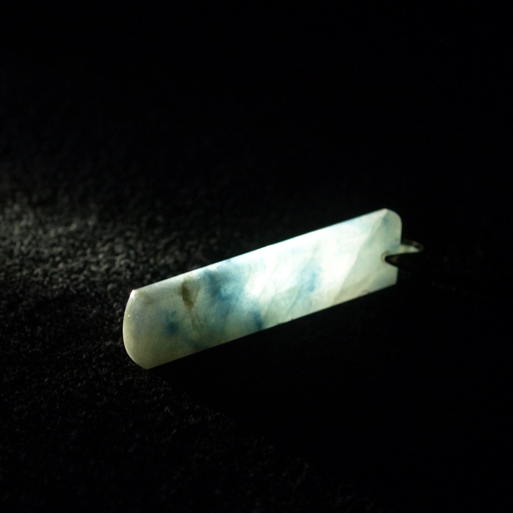 糸魚川翡翠 コン沢 青翡翠 ペンダントトップ 2.1g Itoigawa Blue