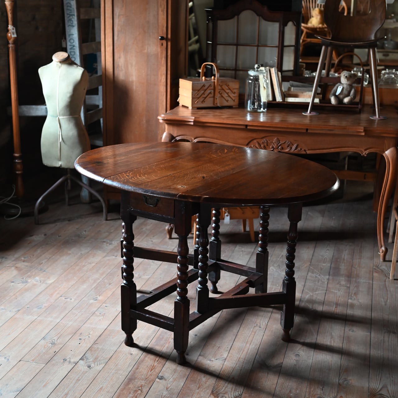 Gate Leg Table / ゲートレッグテーブル 〈ダイニングテーブル・ティー