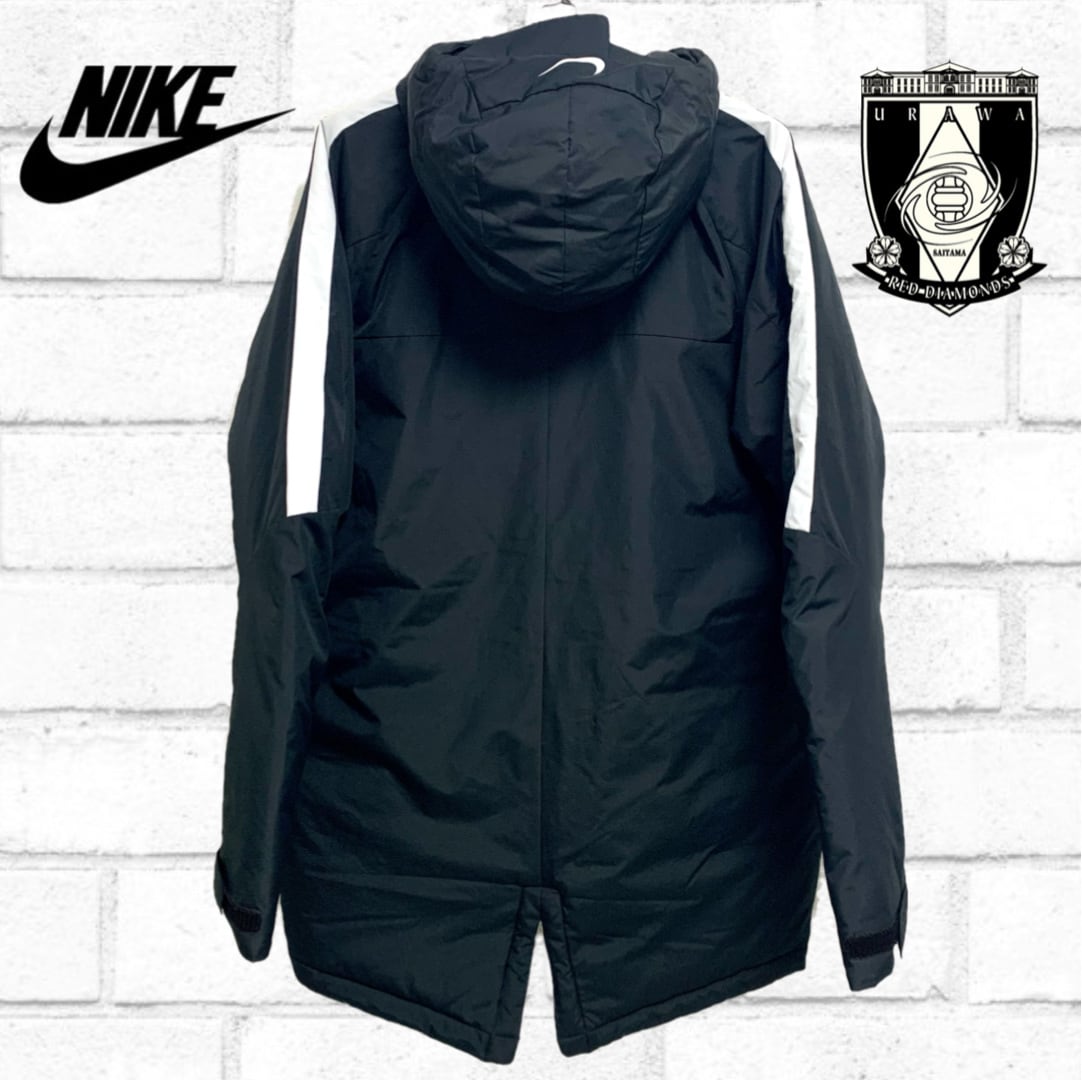 浦和レッズ 【支給品】NIKE 浦和レッズ ウィンドブレーカー ナイロン