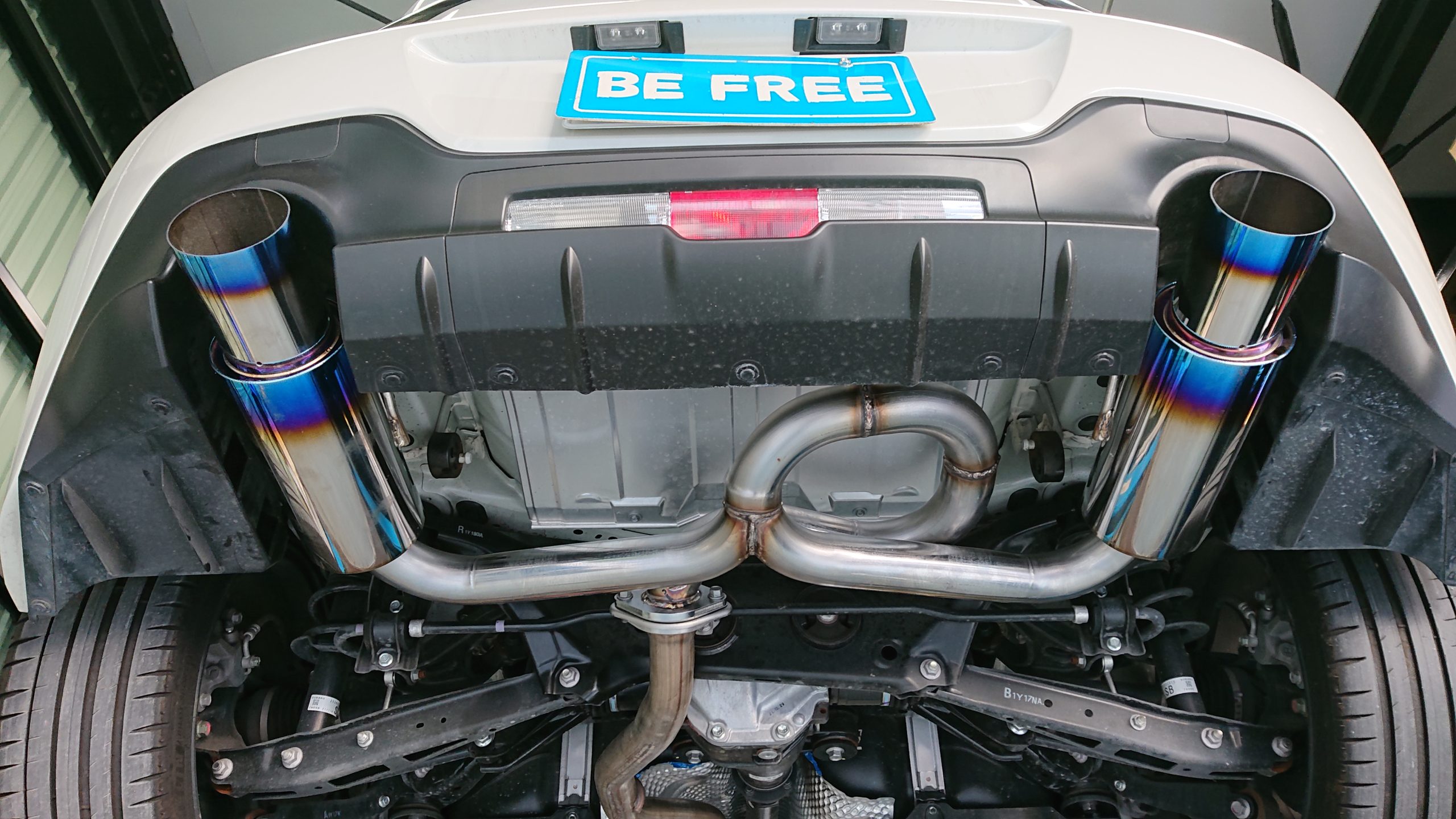 ZN8 GR86 ZD8 BRZ オールステンマフラー 砲弾 チタン発色 | Be Free