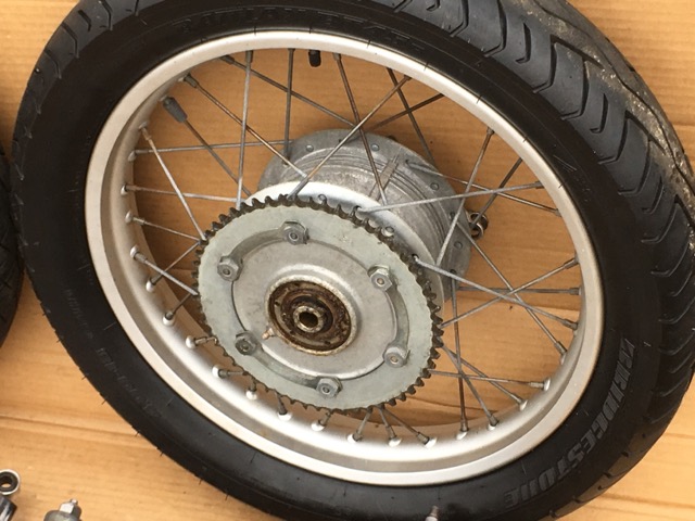 SR400の純正パーツが多数入荷しました。 | バイクパーツのジャンクボックス