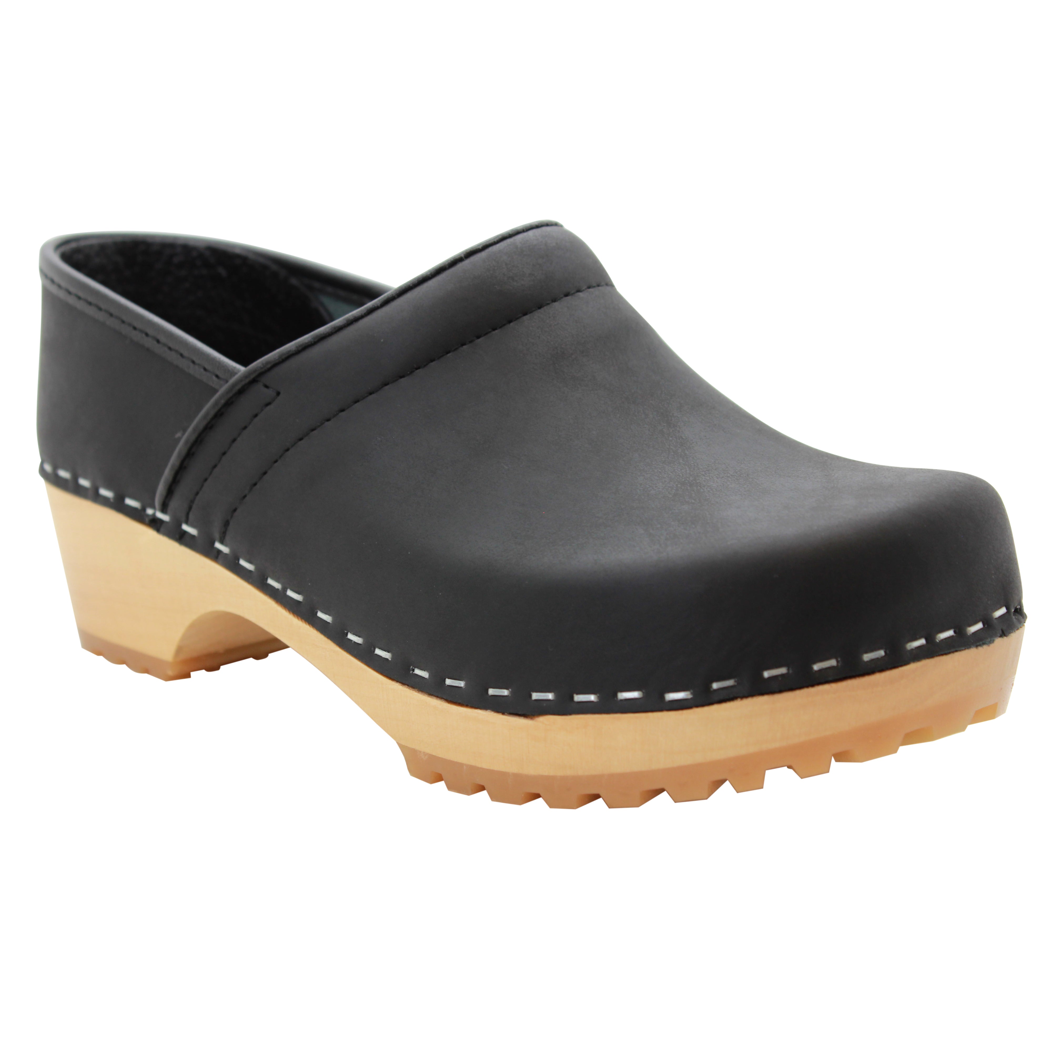Tindra Wood Closed Back Grip Black Leather Clogs – BJORK Swedish