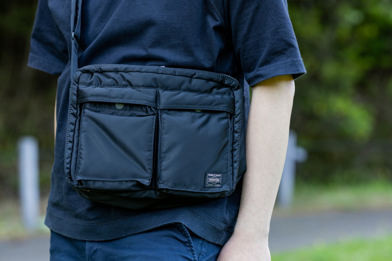 ポーター愛用レビュー｜最高！タンカー ショルダーバッグ(L) | 僕と