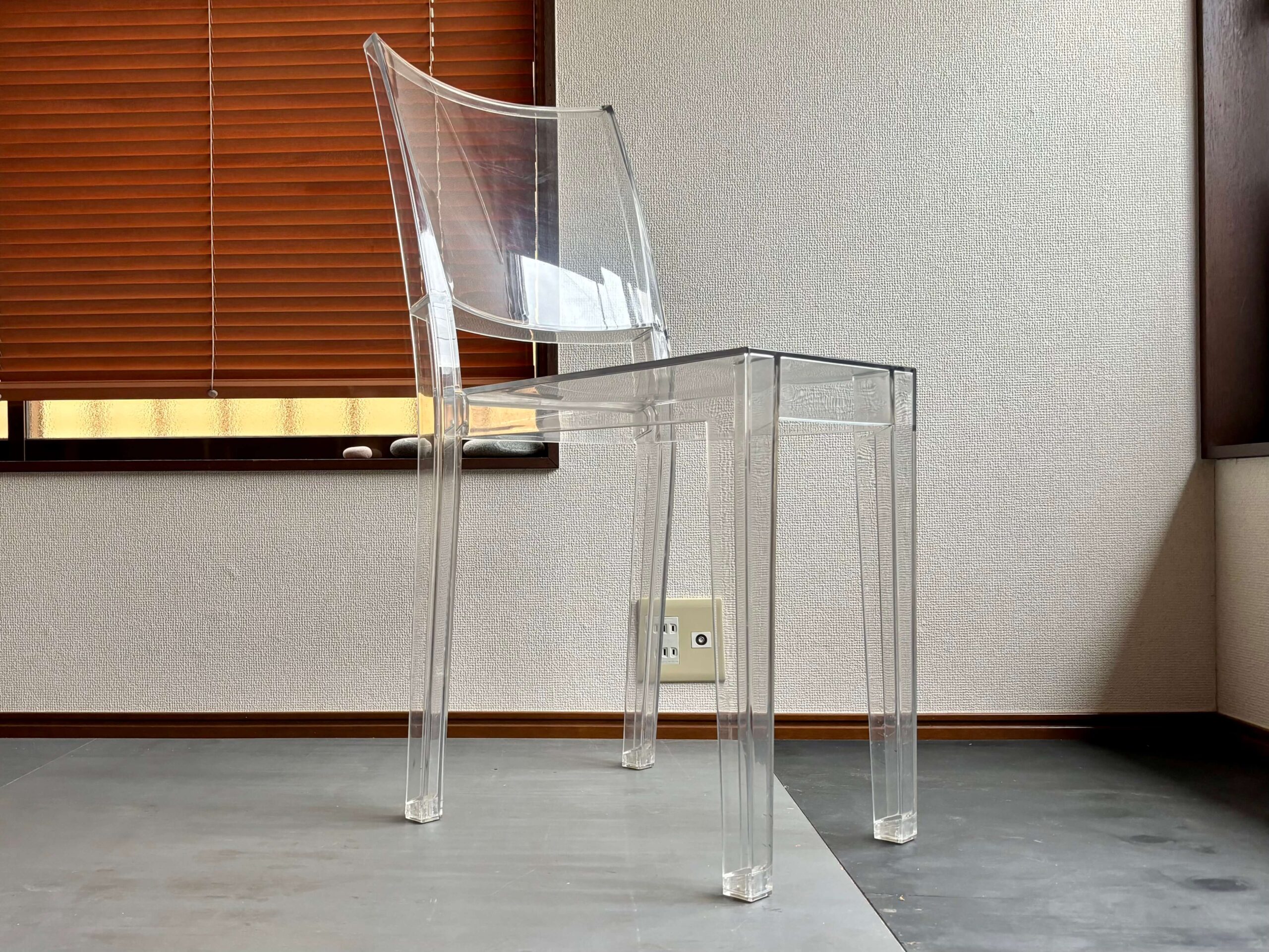 No.11016「Kartell〈LA MARIE〉クリスタル チェア：Philippe Starck